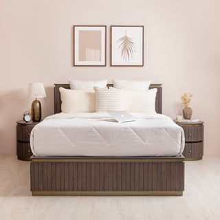 Piano Queen Bed with Hydraulic Lift – Mango Wood, Smoky Grey