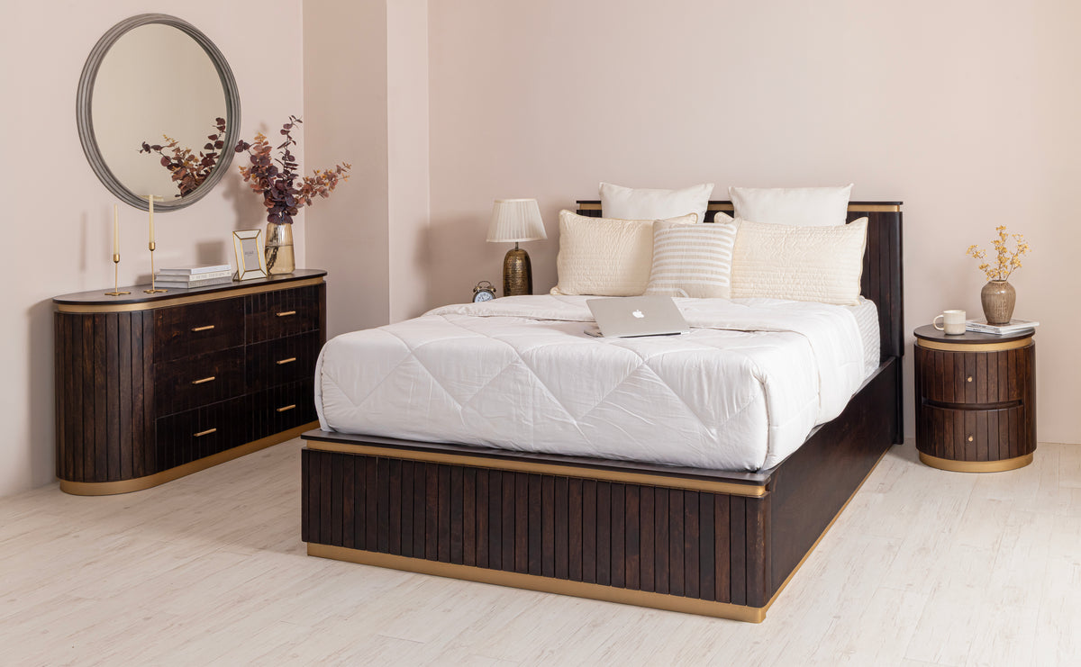 Piano King Bed with Hydraulic Lift – Mango Wood, Walnut