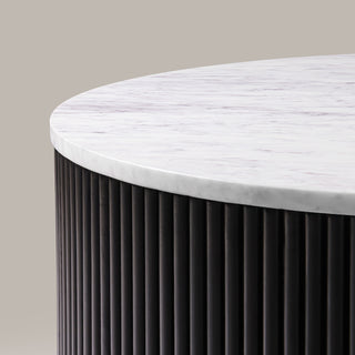 Detail of the Kelby black coffee table marble edge