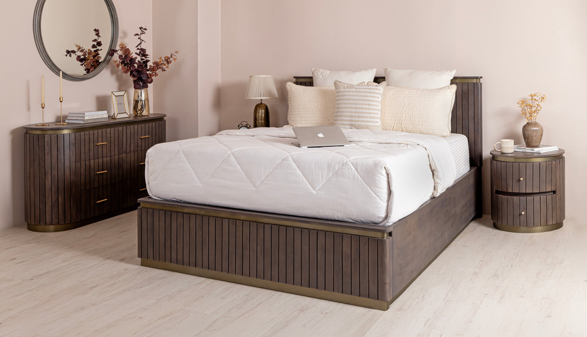 Piano King Bed with Hydraulic Lift – Mango Wood, Smoky Grey